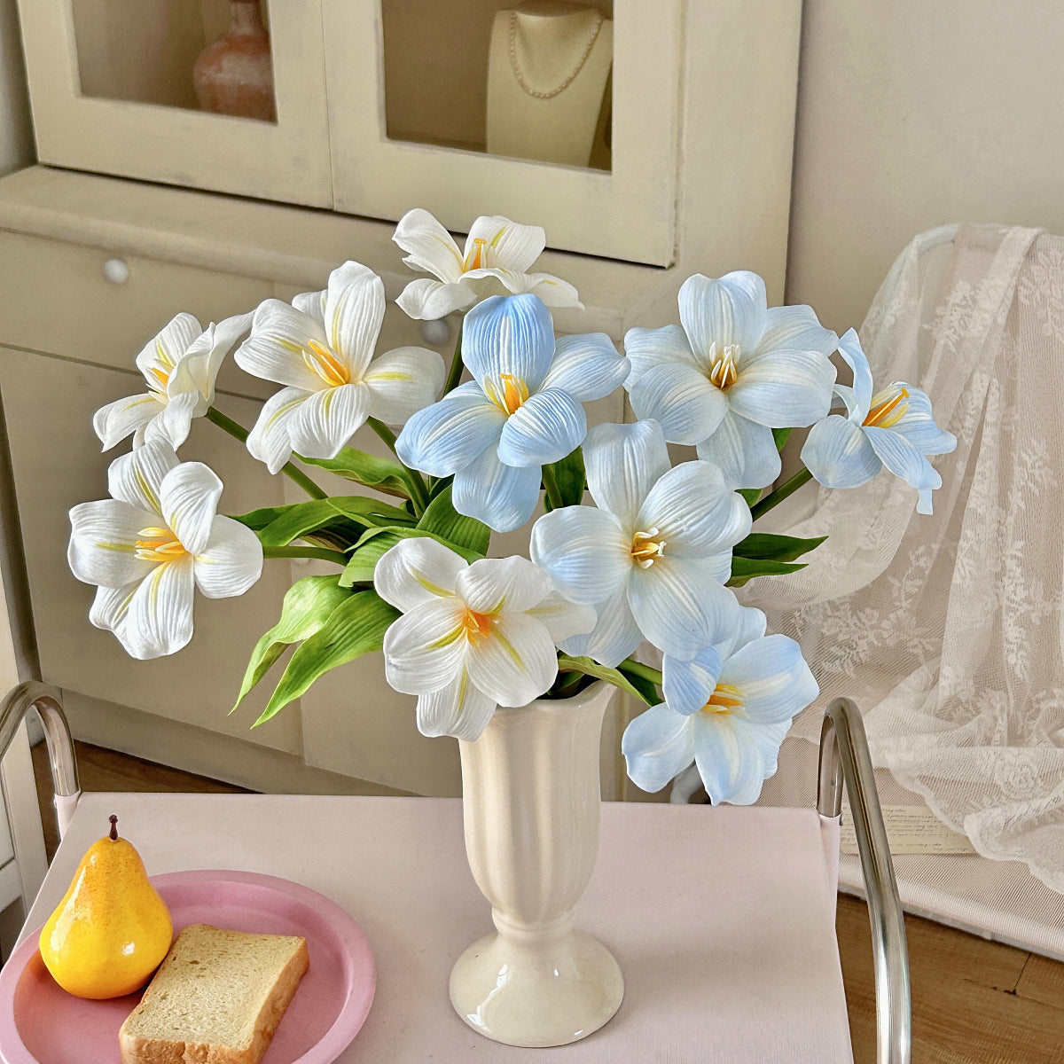 High-Quality PU Feel Brownie Tulip