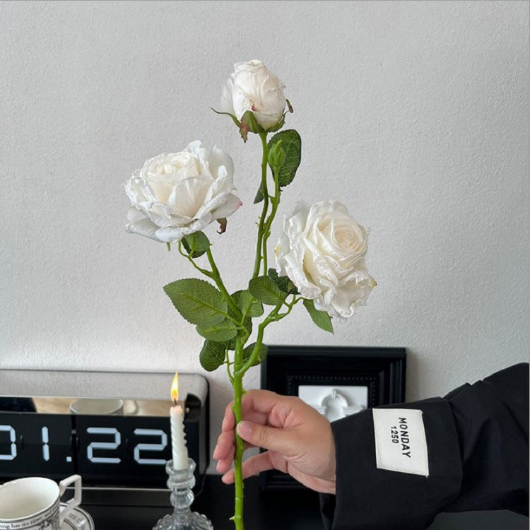French Oil Painting Roasted Edge Rose Flower Table Flower Arrangement Handheld Flower