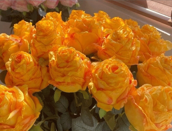 High-Quality Artificial Curled Edge Rose Forest Style Vintage Rose Home Decoration