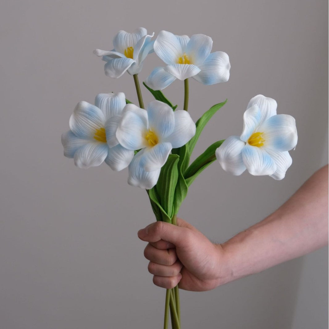 High-Quality PU Feel Brownie Tulip
