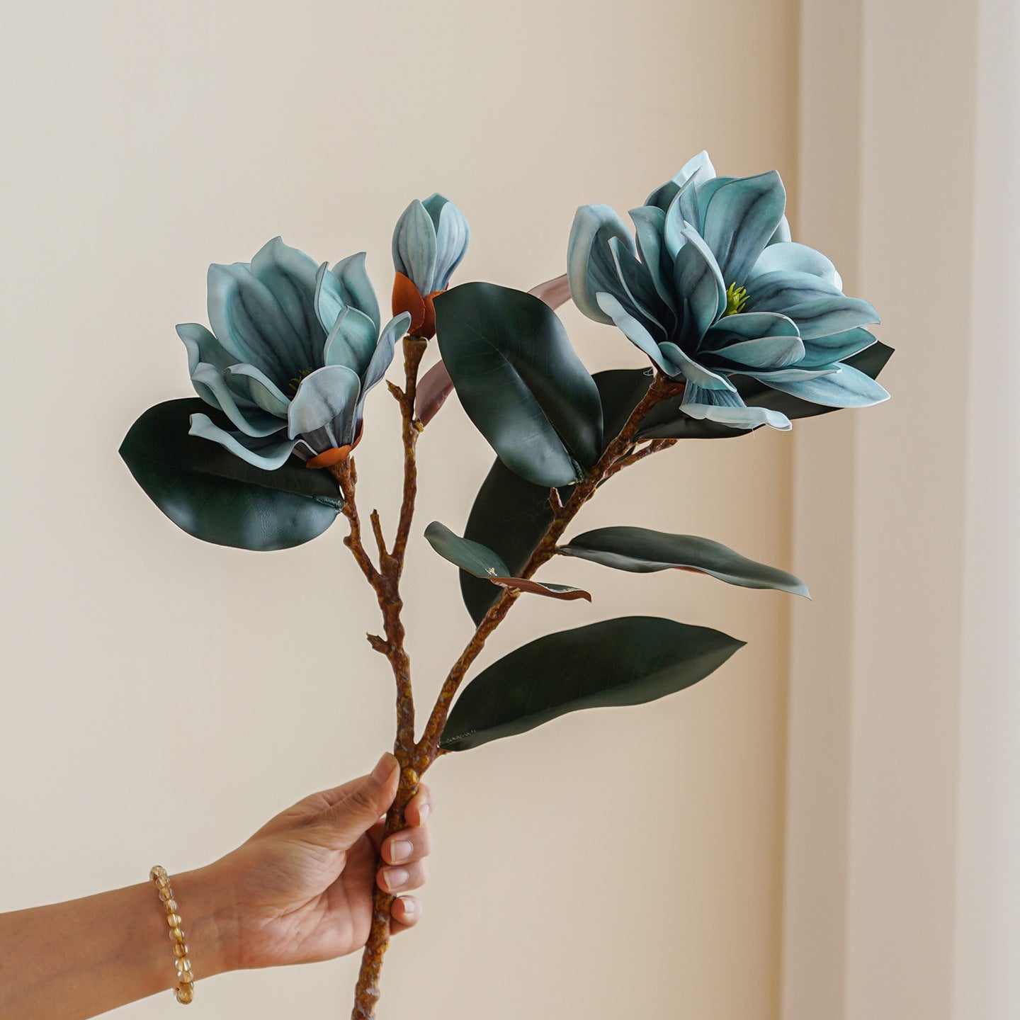 Magnolia with curled leaves 2pcs - 30inch