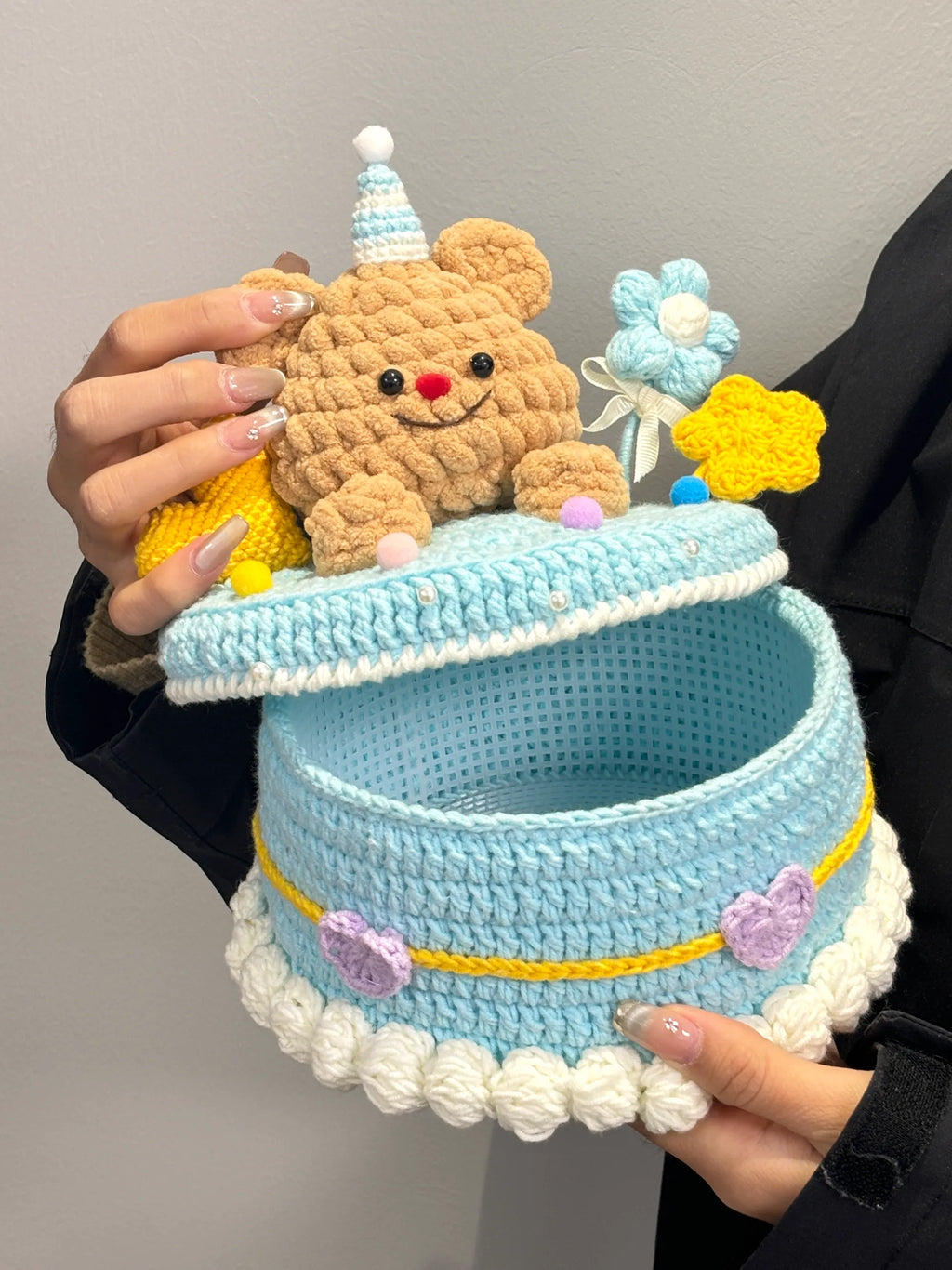 Bear Cake crochet kit