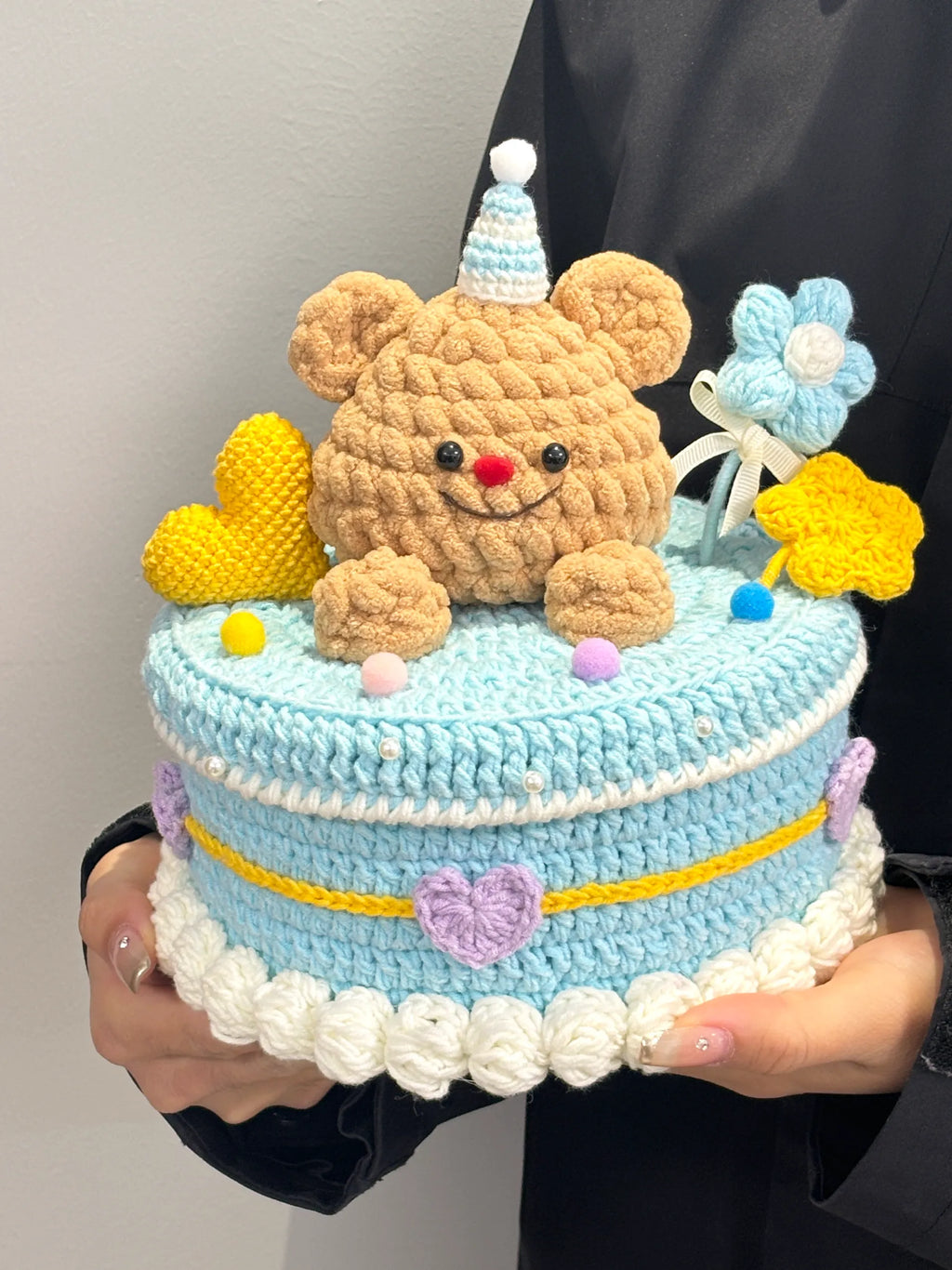 Bear Cake crochet kit