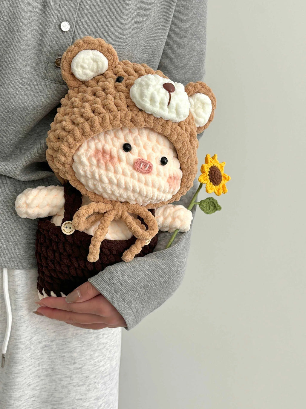 Little Pig Sunflower crochet kit