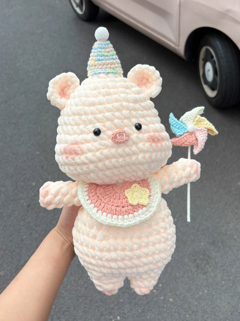 Pig Windmill crochet kit