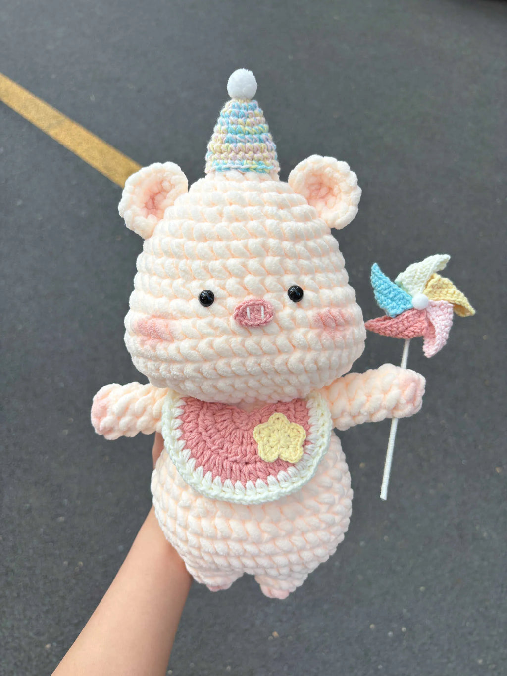 Pig Windmill crochet kit