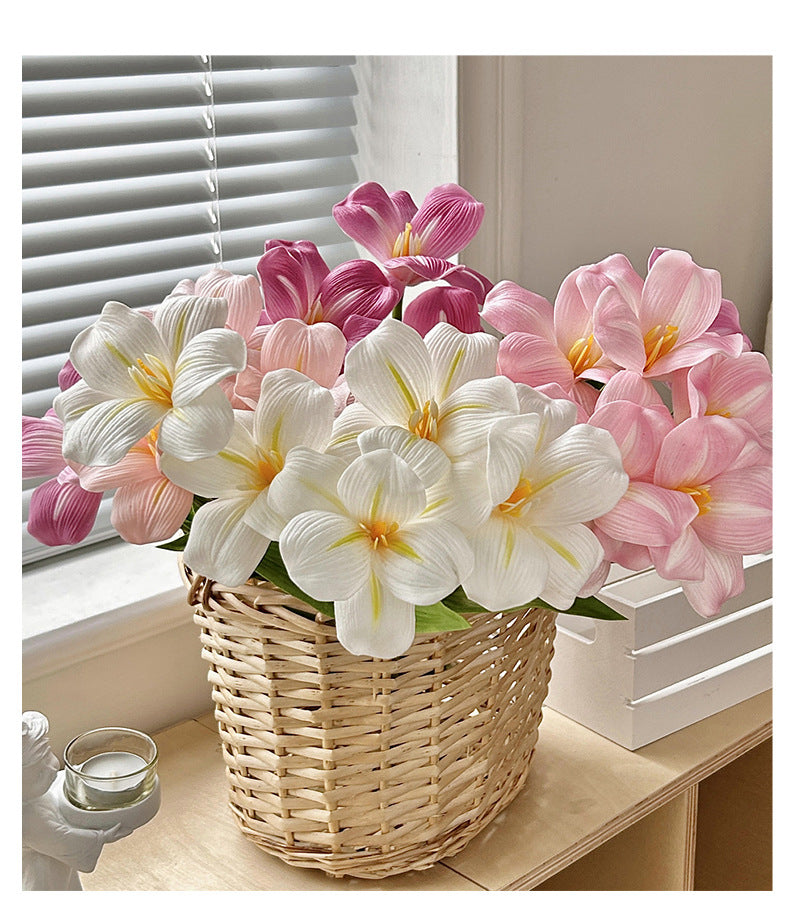 High-Quality PU Feel Brownie Tulip
