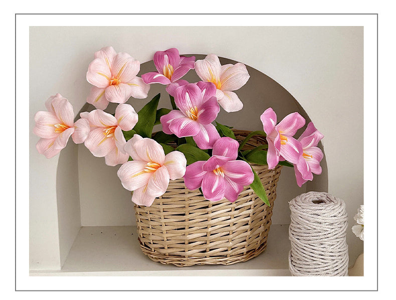 High-Quality PU Feel Brownie Tulip
